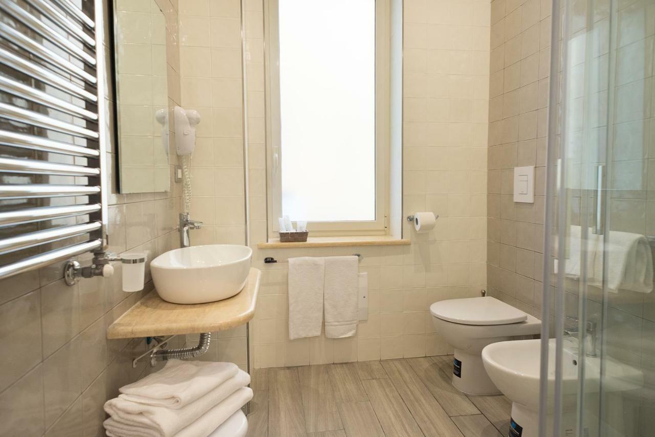 B&B Toledo One Neapol Zewnętrze zdjęcie